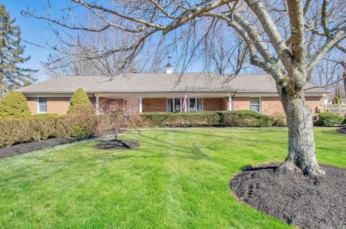 13 Don Ln, White Plains, NY 10607-2303