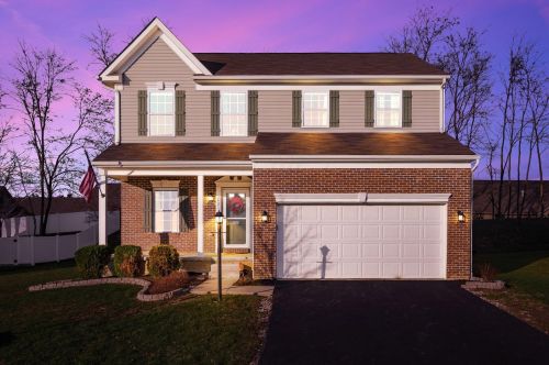 1421 Hoovler Way, Pataskala, OH 43062-6010