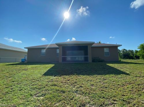 103 Eric Ave, Lehigh Acres, FL 33971-2133