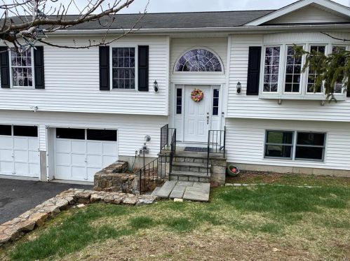 107 Havell St, Crotonville, NY 10562-3458
