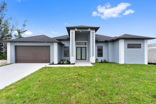 2814 6th Ter, Cape Coral, FL 33993-7099
