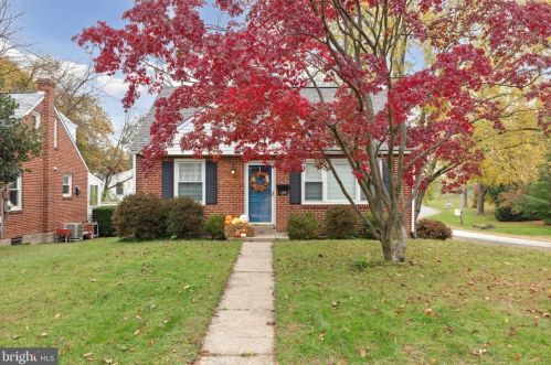 128 Shaffer Rd, Norristown, PA 19406-3042