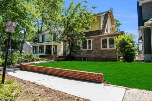 6 Hillcrest Ter, East Orange, NJ 07018-2308