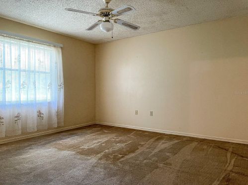 1329 Cr 436, Lake Panasoffkee FL  33538-5128 exterior