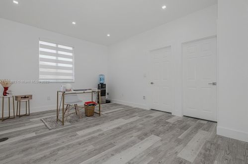 13040 52nd St, Hollywood FL  33027-5453 exterior