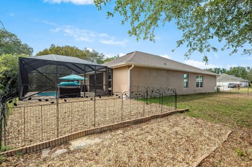 725 Beard Ave, Sebastian FL  32958-4811 exterior