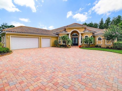 16845 Whirley Rd, Lutz, FL 33558-4828