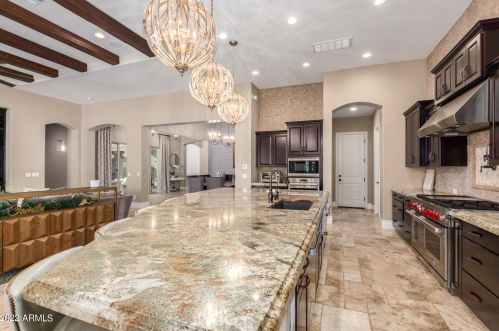 2111 Mead Dr, Gilbert AZ 85298-1215 exterior