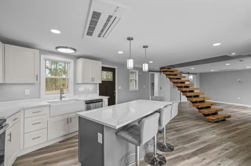 193 Pinehaven Rd, Coventry RI 02816-8934 exterior