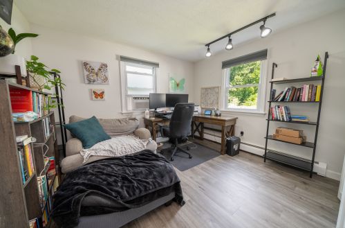 112 Forest St, Hartford CT  06118-2312 exterior