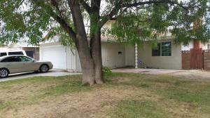 44455 Hanstead Ave, Lancaster, CA 93535-3224