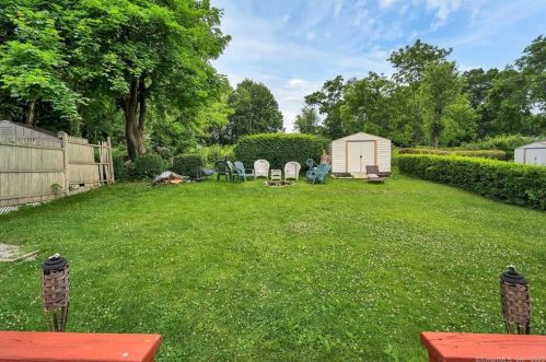 38 Douglas Ave, Waterbury CT  06708-2727 exterior