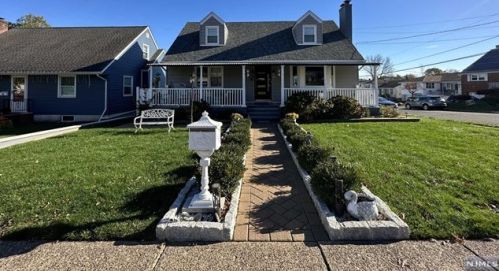 44 Chamberlain Ave, Paterson NJ  07502-1352 exterior