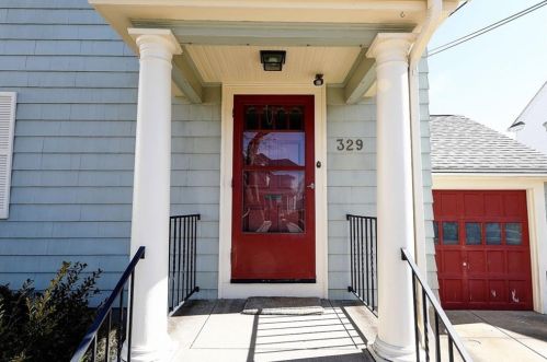 329 Sharon St, Providence, RI 02908-2220