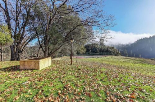 13940 Lodestar Dr, Grass Valley CA  95949-8362 exterior