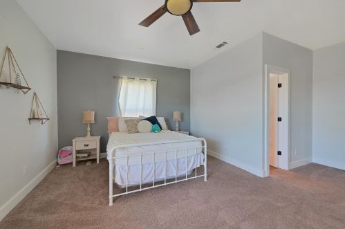 301 Sunnybrook Ln, Oroville CA  95965-8101 exterior