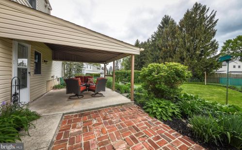 140 Windsor Ave, Southampton PA  18966-3334 exterior