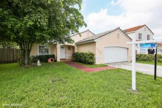 16340 77th Ter, Miami, FL 33193-3449