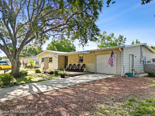 2002 Ivy Dr, Cocoa FL 32922-5439 exterior