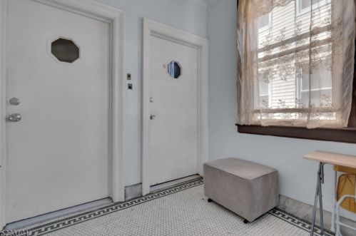 201 Oraton Pkwy, East Orange, NJ 07017-4411