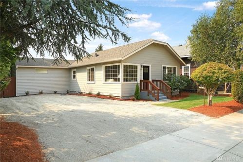 739 4th Ave, Kent, WA 98032-3012
