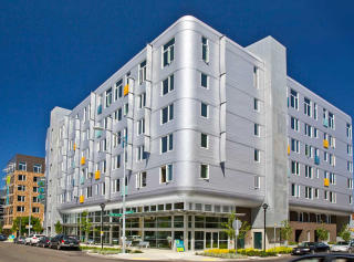 1260 Republican St, Seattle WA  98109-0059 exterior