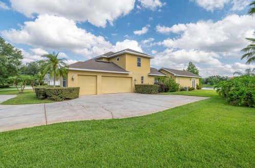 103 Wyndham Dr, Winter Haven, FL 33884-4123