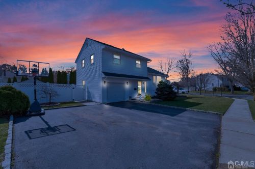 105 Madison Ave, Old Bridge NJ  08857-1339 exterior