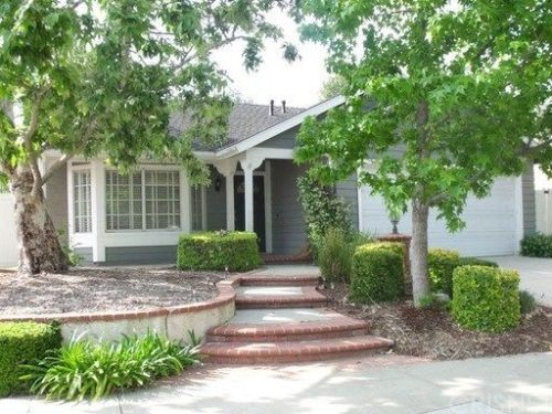 28402 Avion Cir, Santa Clarita, CA 91384-3043