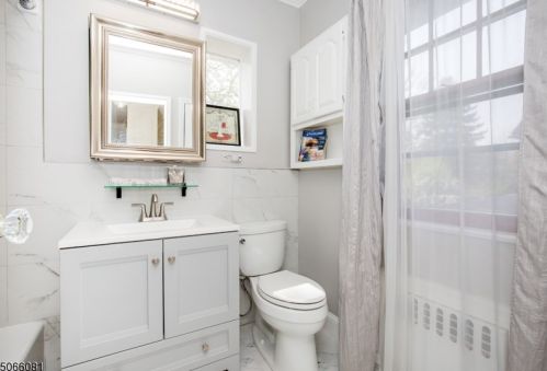 964 Maurice Ave, Rahway NJ  07065-2103 exterior