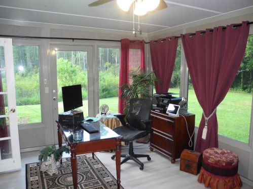 18717 Hamilton St, Lutz FL  33549-3820 exterior