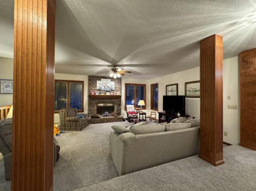 1 Cedar Pt, Newport KY  41076-1743 exterior