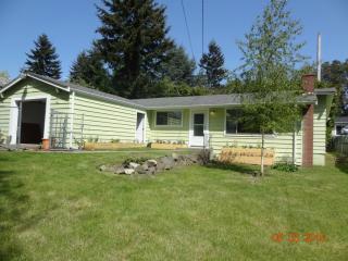12412 7th Pl, Seattle, WA 98146-2814