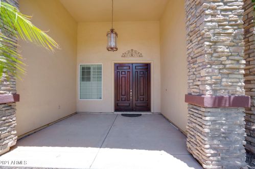 2858 Portola Valley Ct, Gilbert AZ  85297-7615 exterior