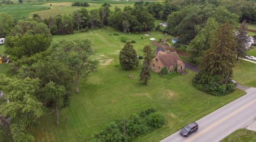 2407 73rd Ave, Gary, IN 46410-4845