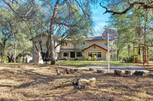 17790 Hitch Ct, Lake Wildwood CA  95946-9648 exterior