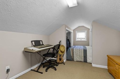 1812 6th St, Beaver Falls PA  15010-2923 exterior