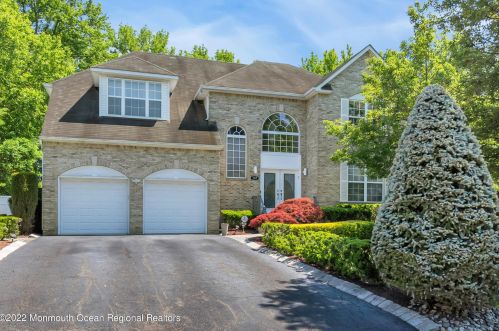 107 Serpentine Dr, Morganville, NJ 07751-1400