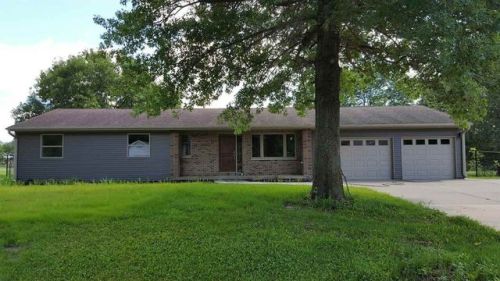 4161 Sugar Hill Ln, Twin View Heights, IA 52333-9582