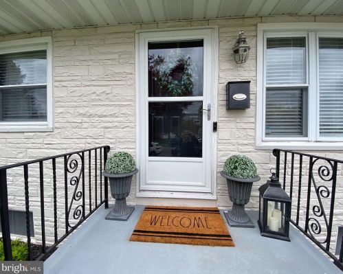 266 George Dye Rd, Trenton, NJ 08690-2319