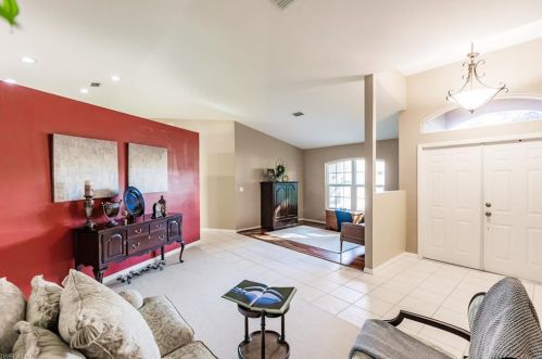 6147 Stonewood Ct, Naples, FL 34112-3746