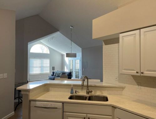 93 Villa Pointe Dr, Springboro, OH 45066-8308