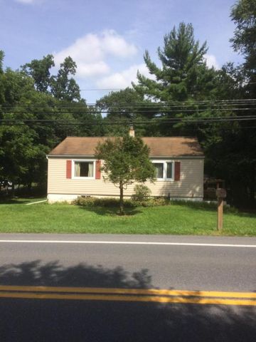 3240 Elizabethtown Rd, Swatara, PA 17033-9326
