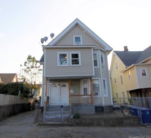 211 Coleman St, Bridgeport, CT 06604-3048