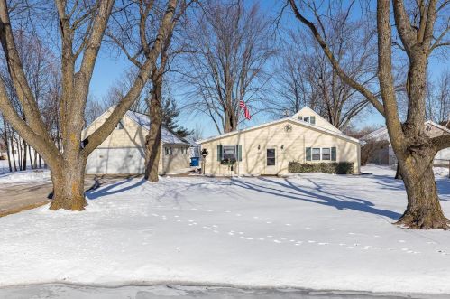 4676 County Rd, Oshkosh, WI 54904-9523