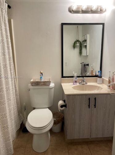 3650 56th Ave, Hollywood FL  33021-2263 exterior