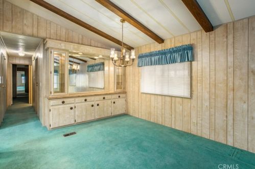 1325 Medallion St, Redlands CA  92374-2666 exterior