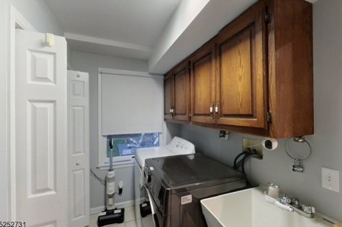 16 Beaver Ave, West Milford NJ  07480-2305 exterior