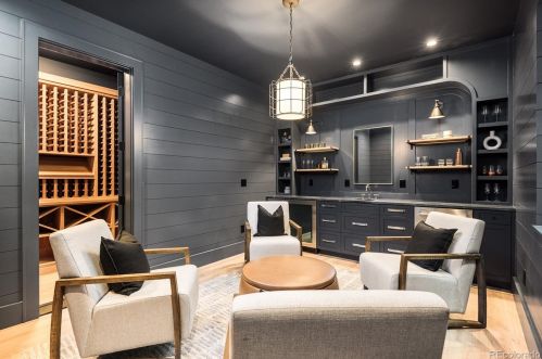 875 York St, Denver CO 80206-1408 exterior