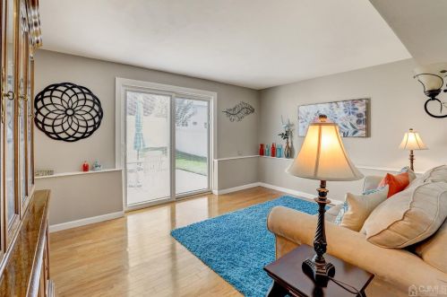 14 Twain Ave, Old Bridge NJ  08857-2109 exterior